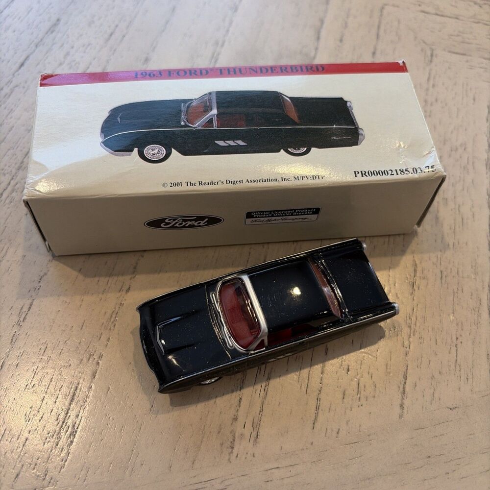 Vintage 2001 Reader's Digest 1963 Ford Thunderbird Die Cast Car 1:64 Scale
